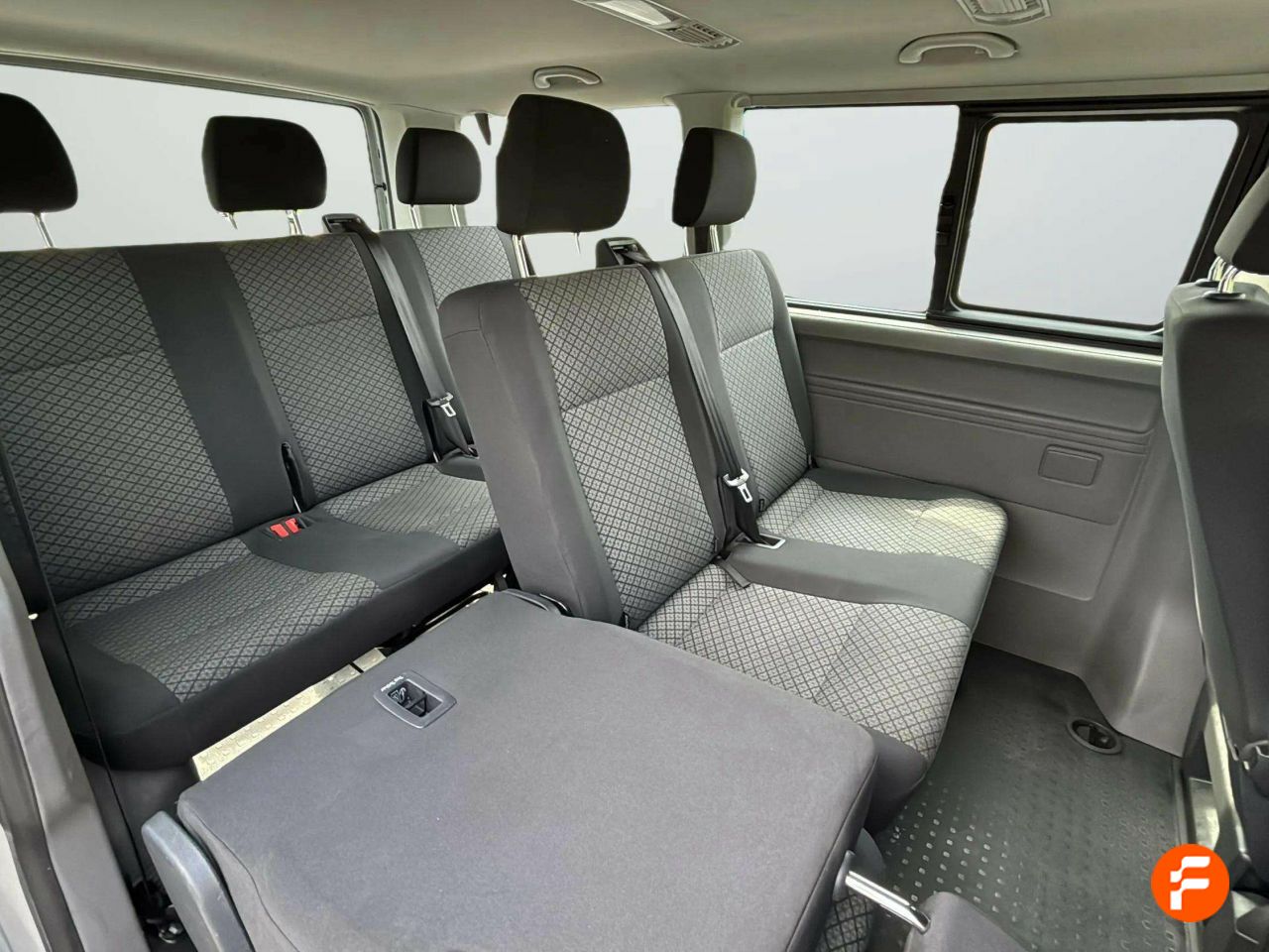 Foto Volkswagen Caravelle 17