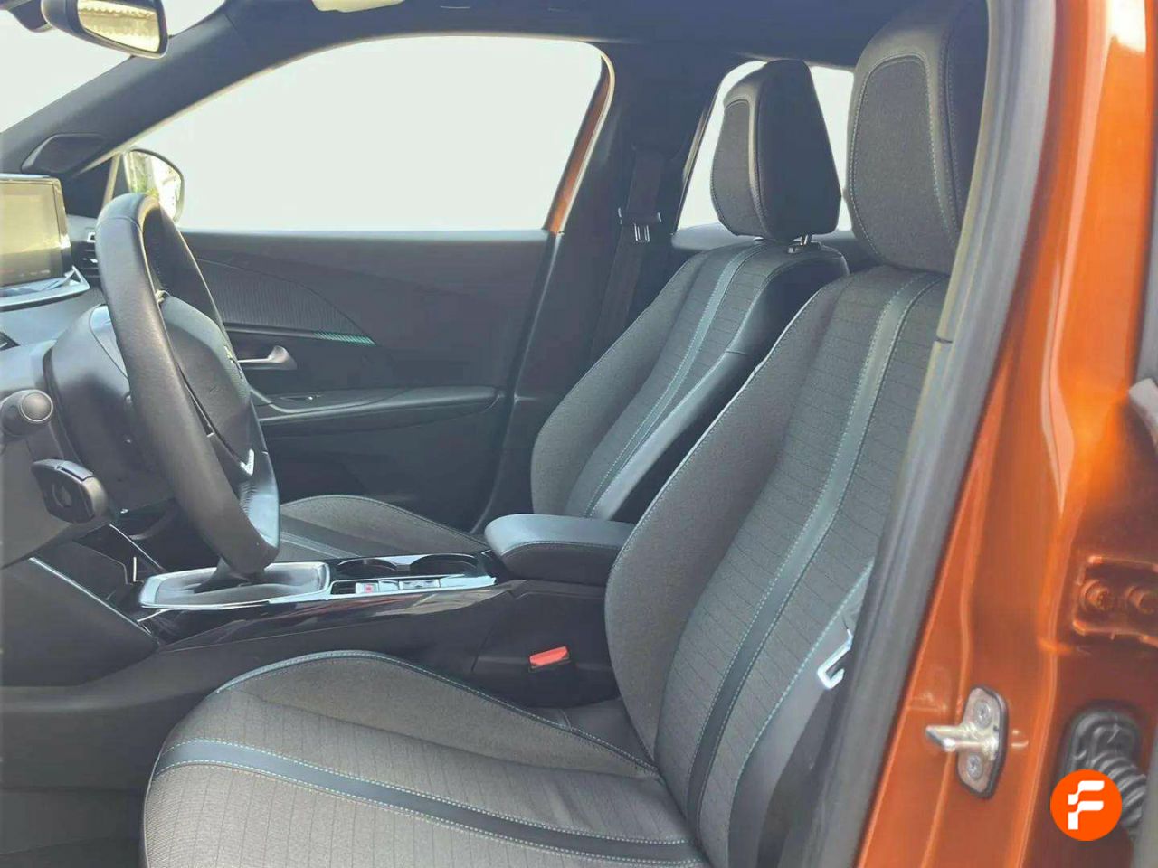 Foto Peugeot 2008 13