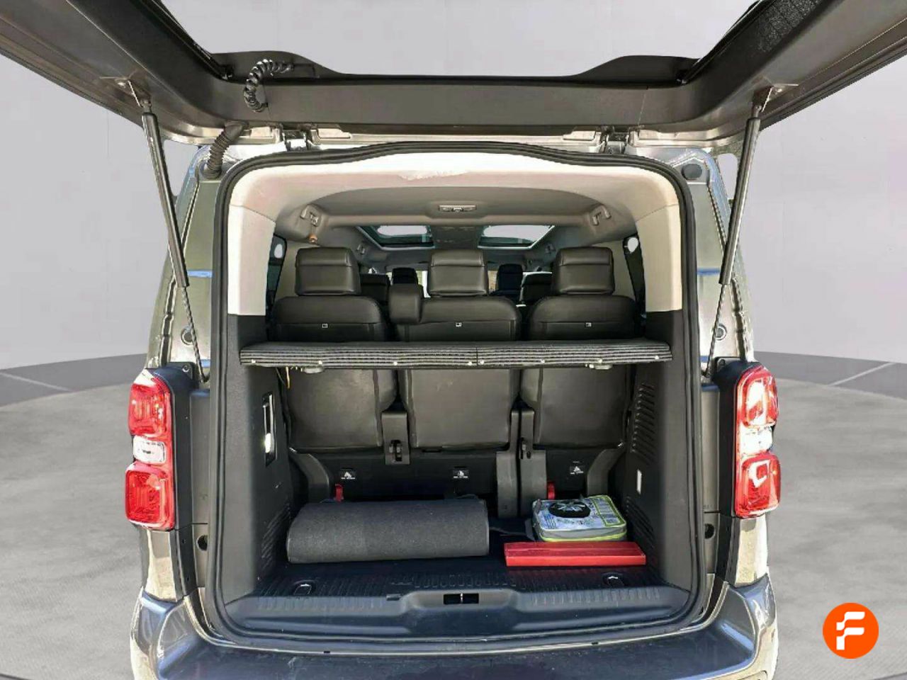 Foto Citroën Spacetourer 33