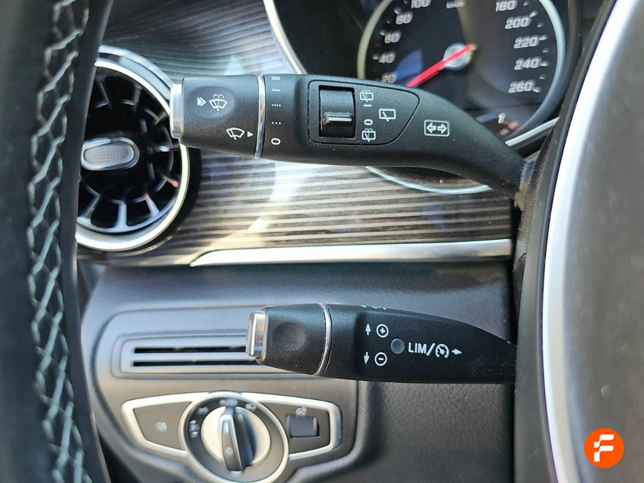 Foto Mercedes-Benz Clase V 13
