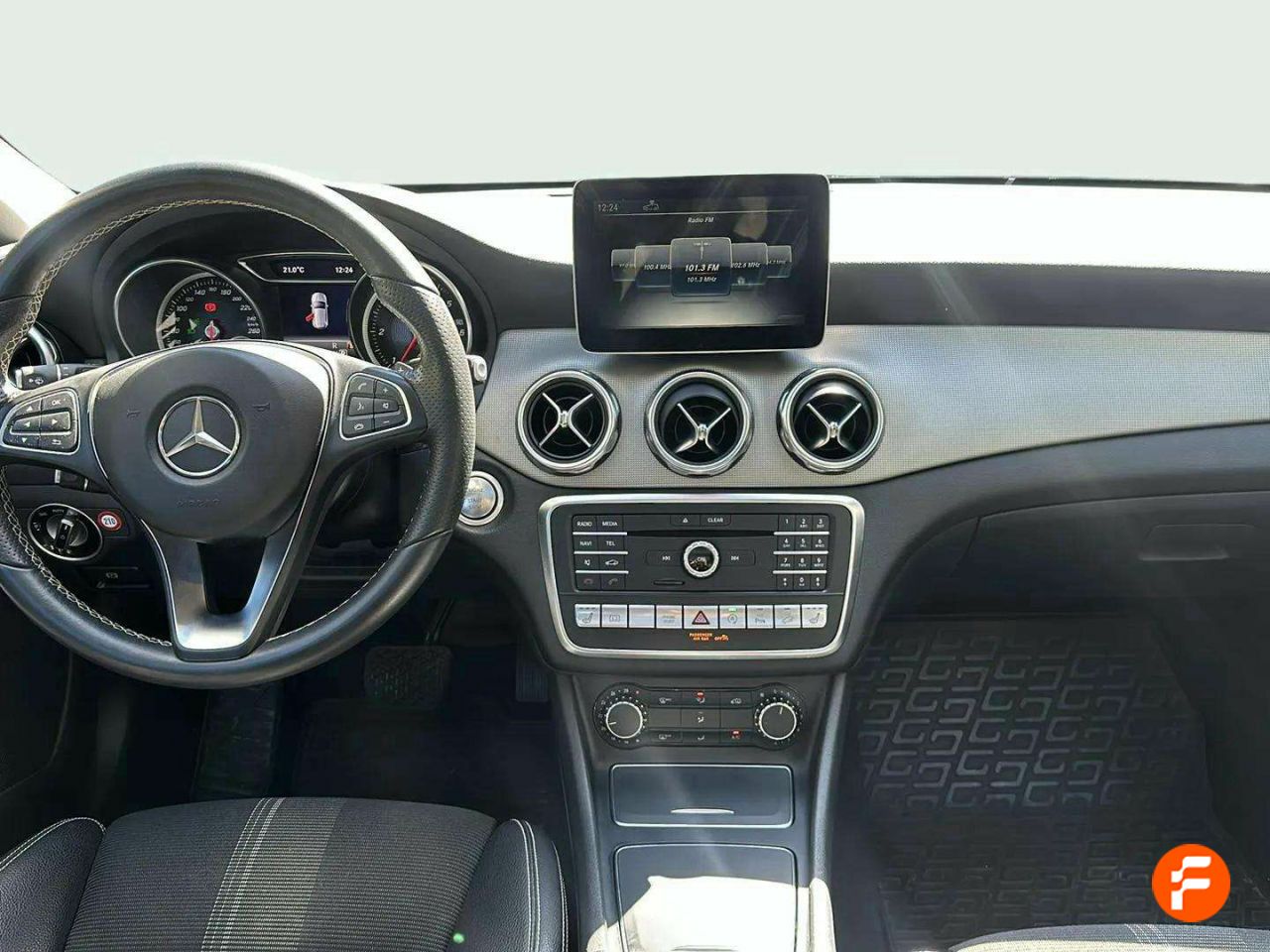 Foto Mercedes-Benz Clase GLA 11