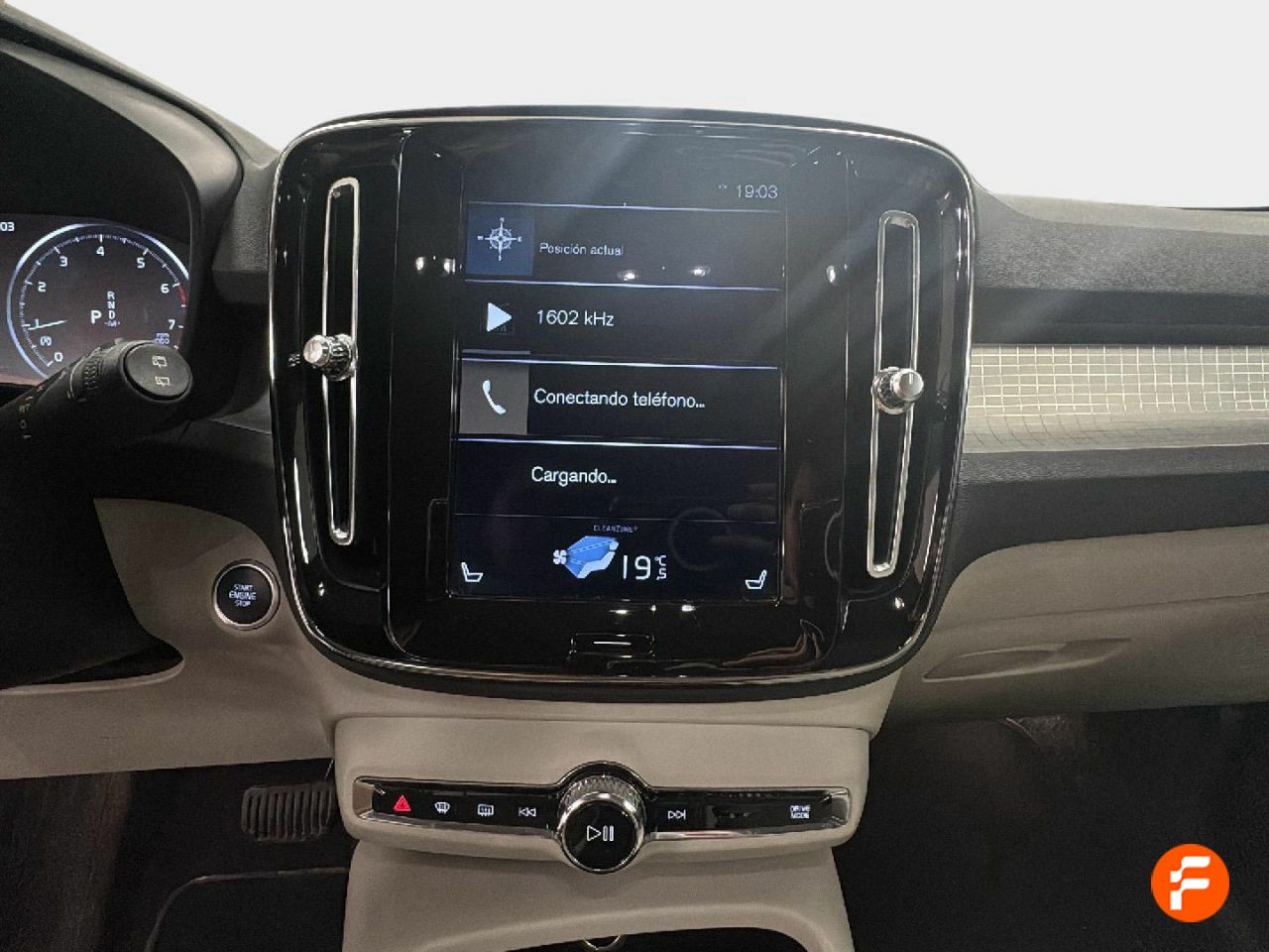 Foto Volvo XC40 15