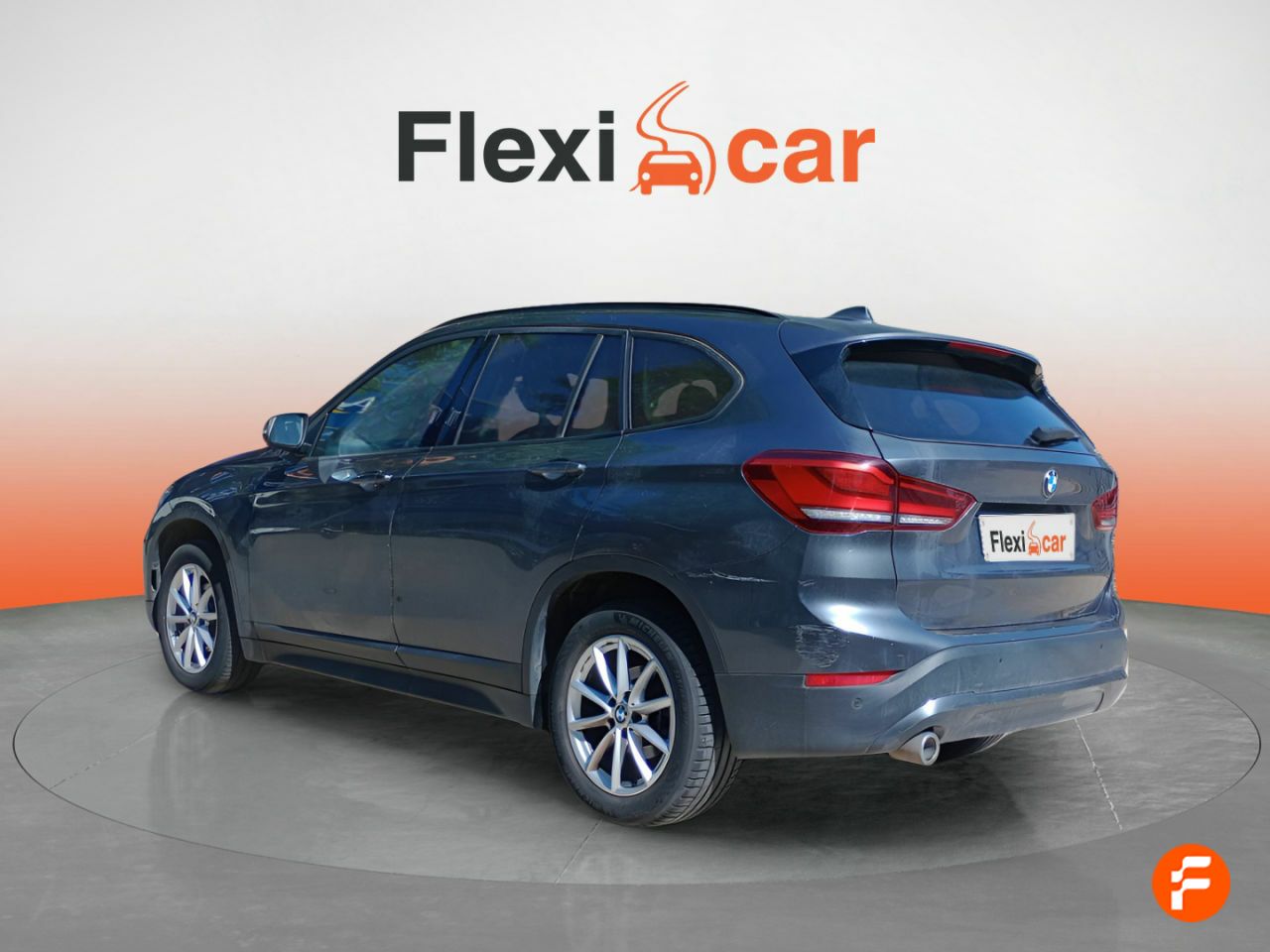 Foto BMW X1 9