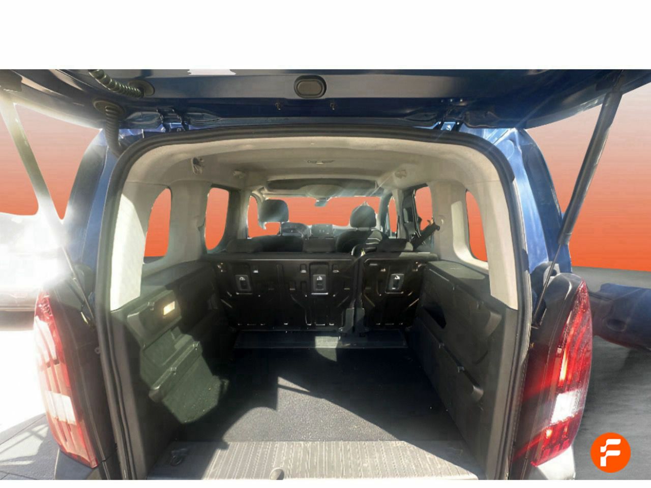 Foto Peugeot Rifter 5