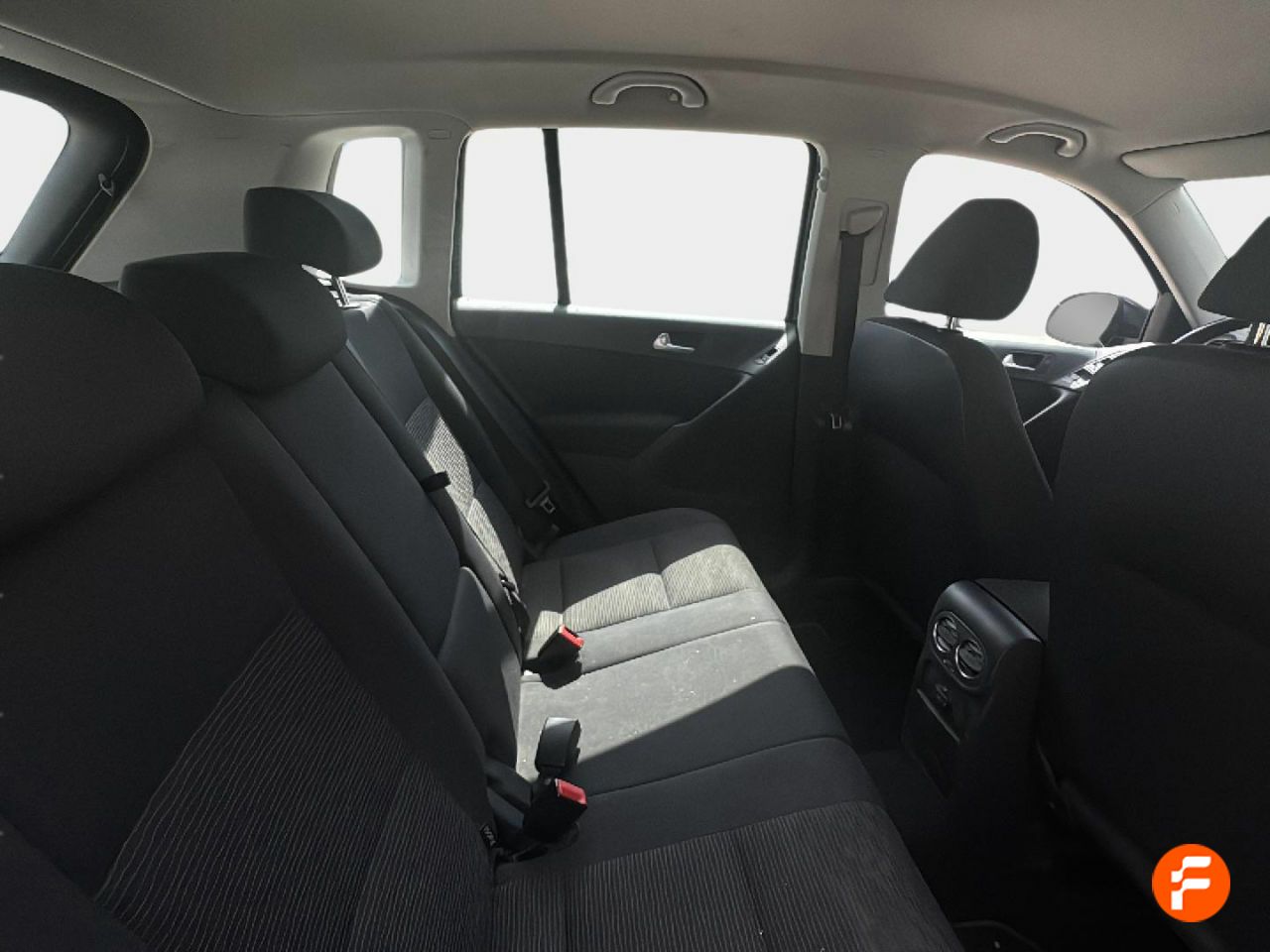 Foto Volkswagen Tiguan 14