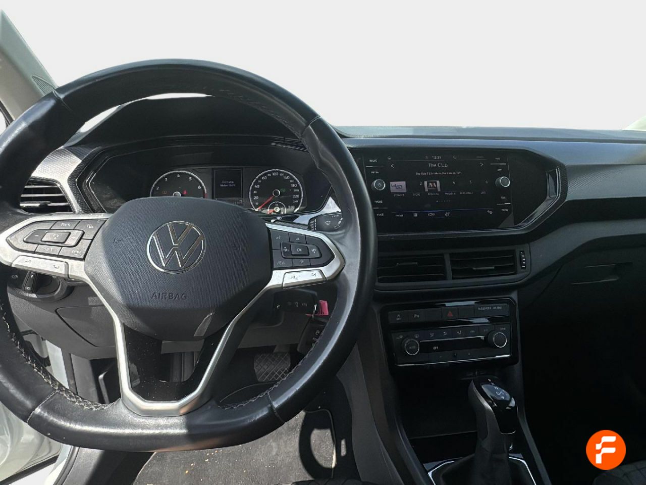 Foto Volkswagen T-Cross 11