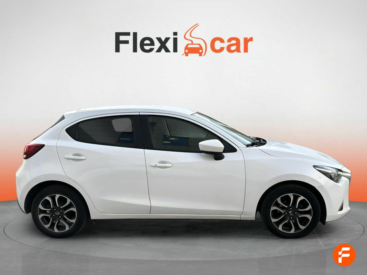 Foto Mazda Mazda2 9