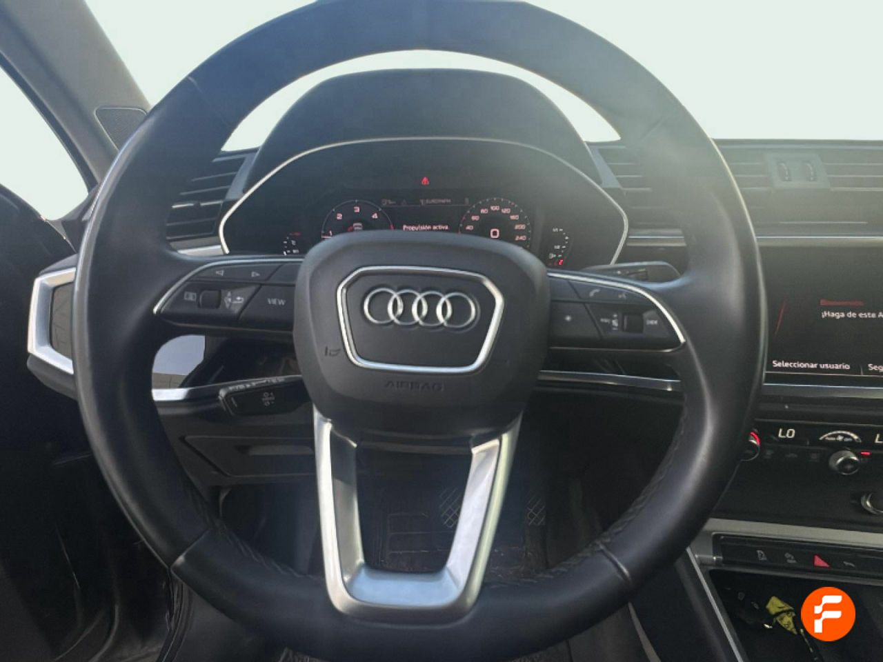 Foto Audi Q3 8