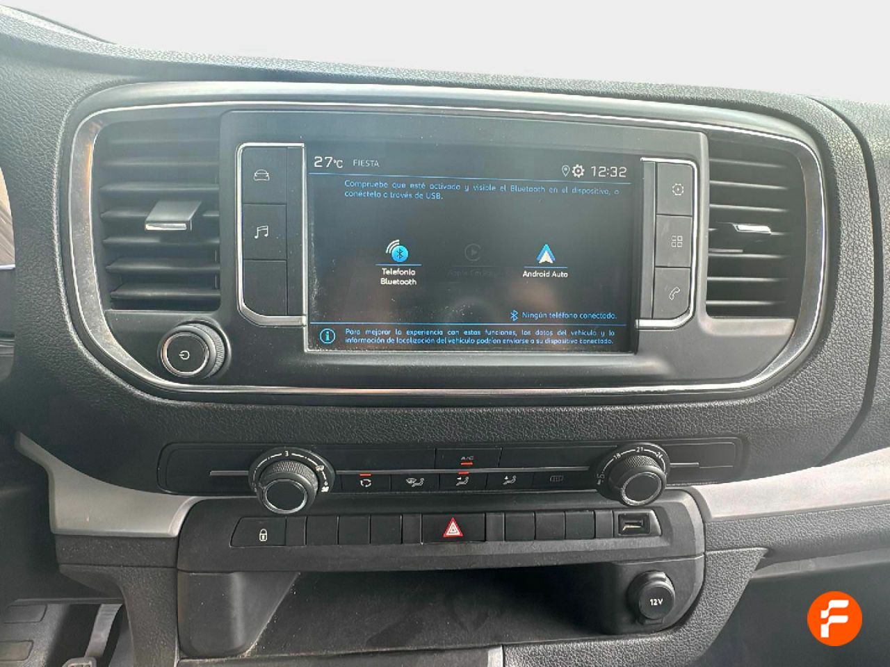 Foto Peugeot Traveller 13