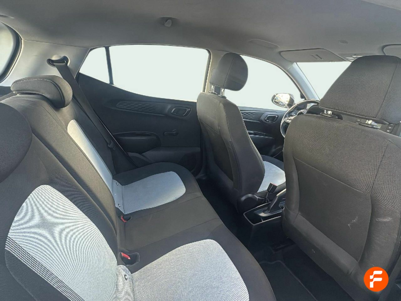 Foto Hyundai i10 13