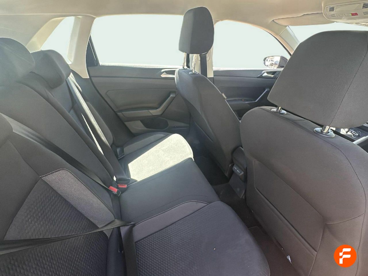 Foto Volkswagen Polo 13