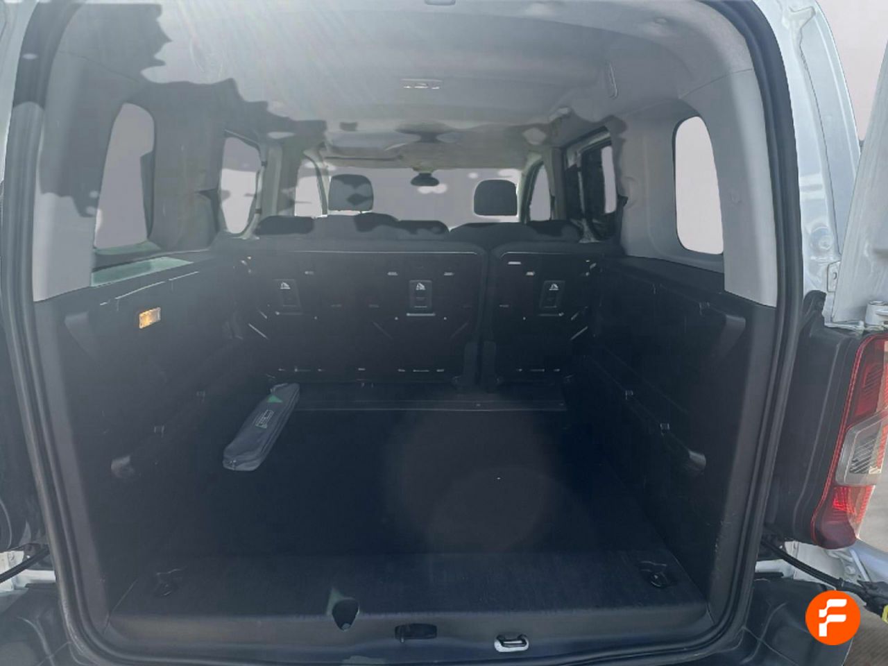 Foto Peugeot Rifter 5