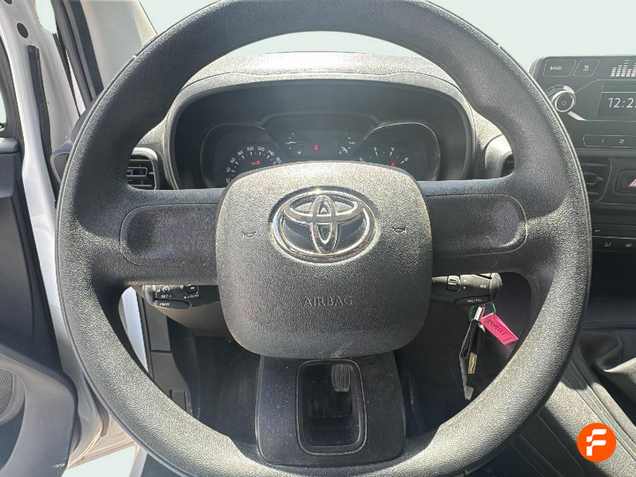 Foto Toyota Proace 9