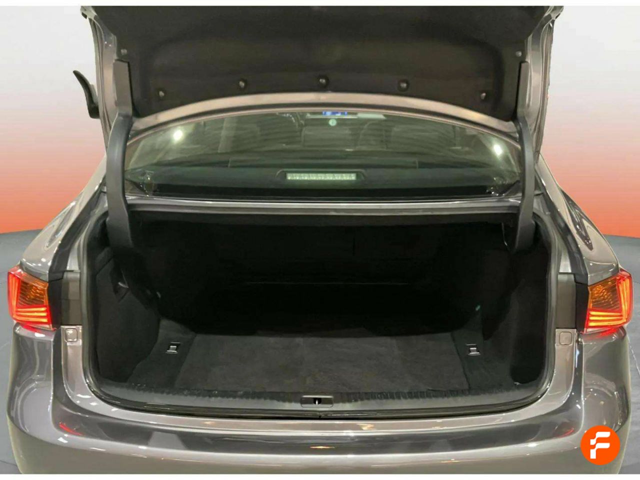 Foto Lexus IS 9