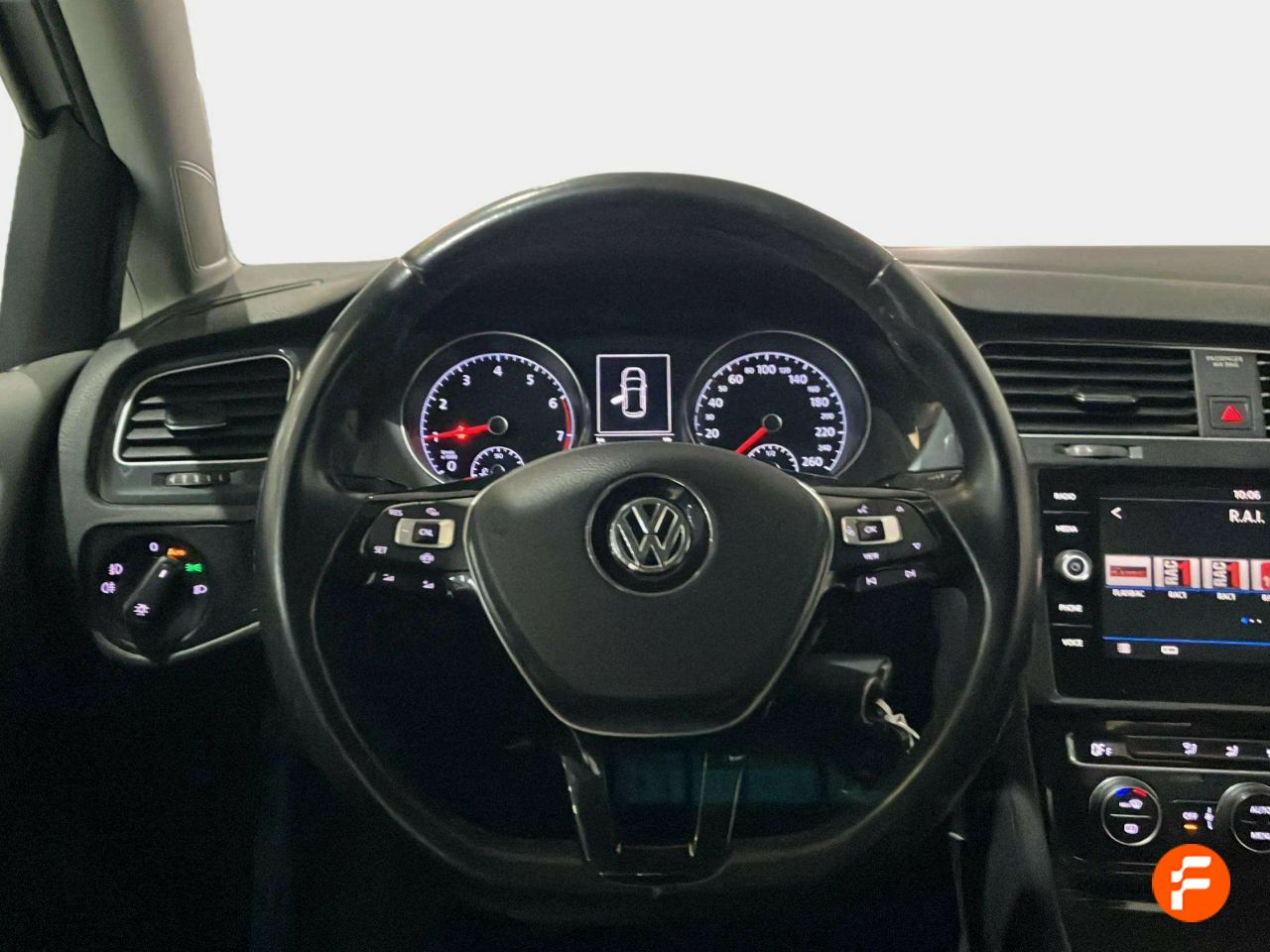 Foto Volkswagen Golf 13