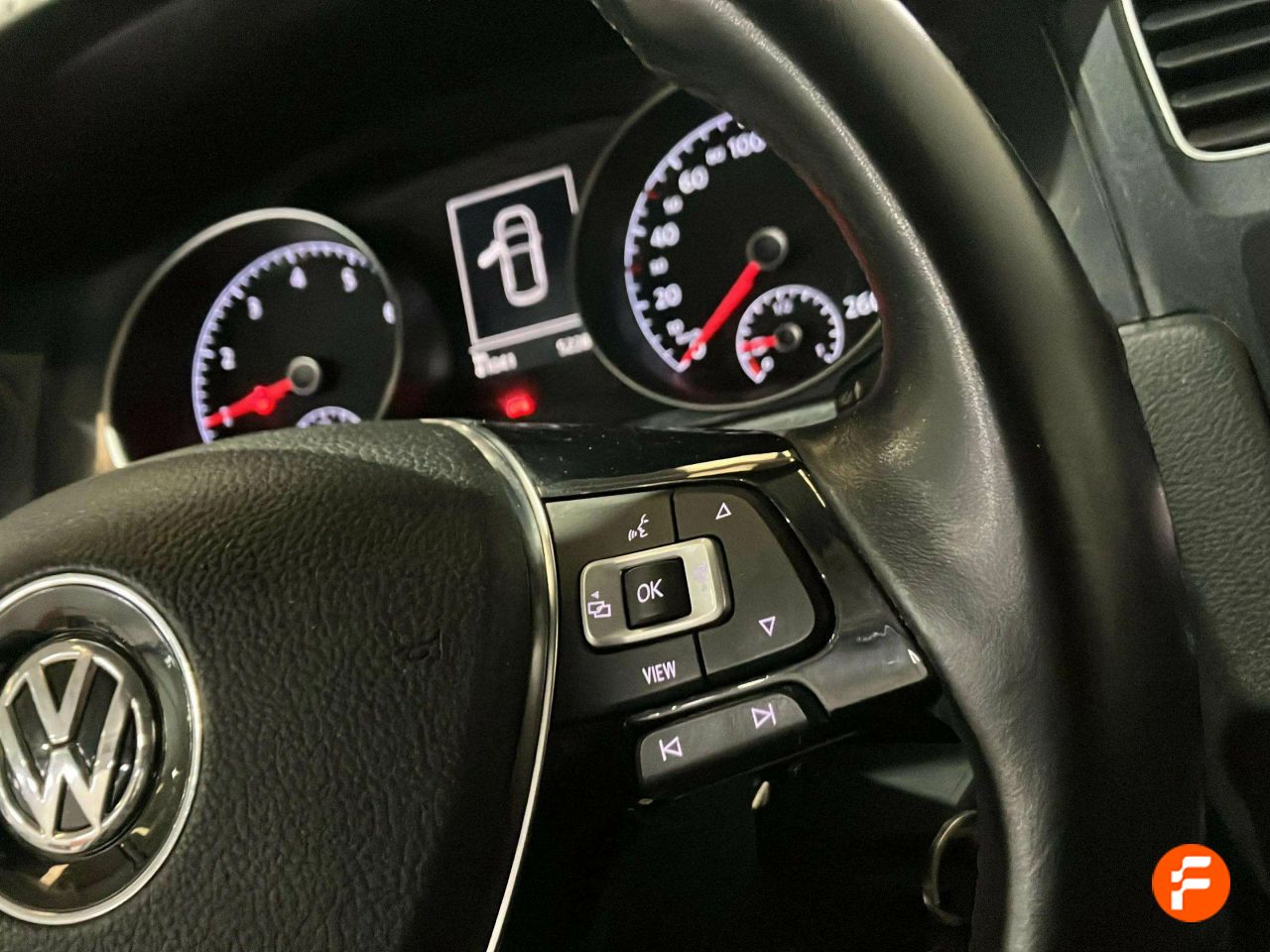 Foto Volkswagen Golf 16