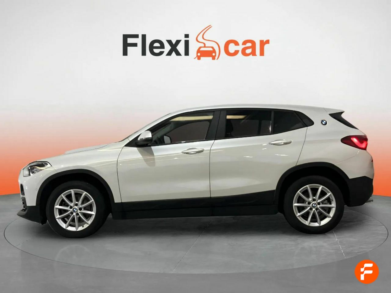 Foto BMW X2 4