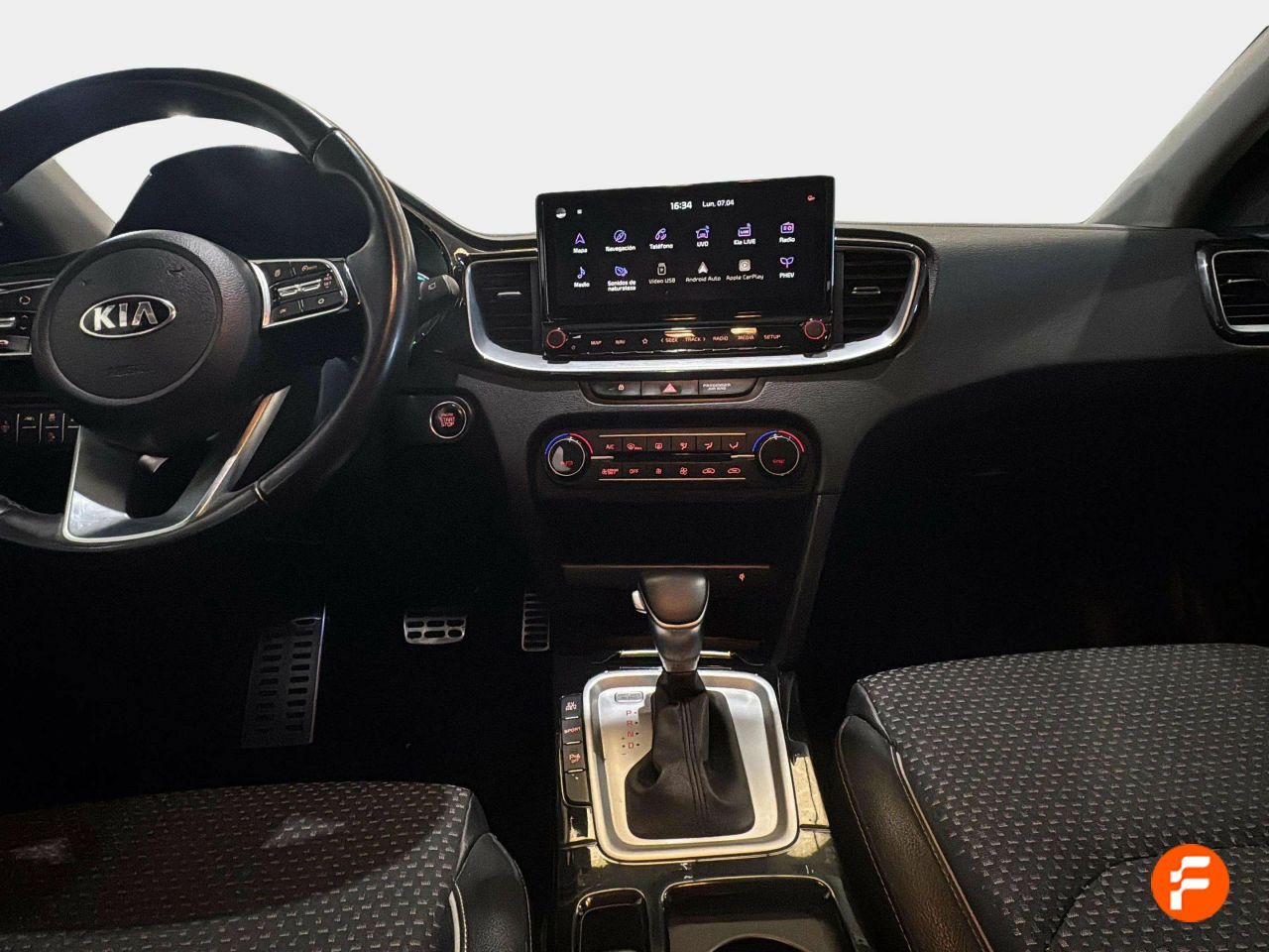 Foto Kia XCeed 17