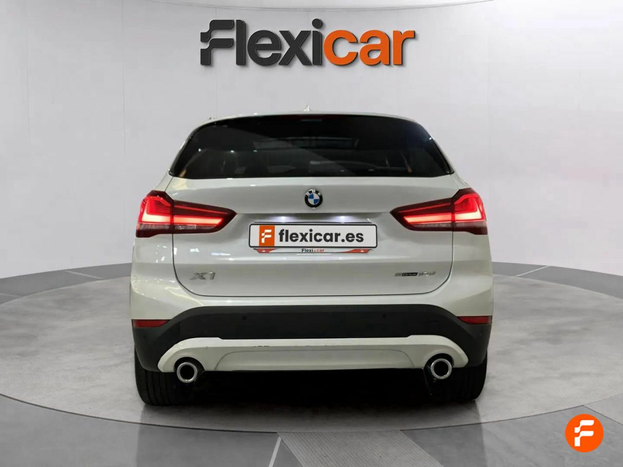 Foto BMW X1 9