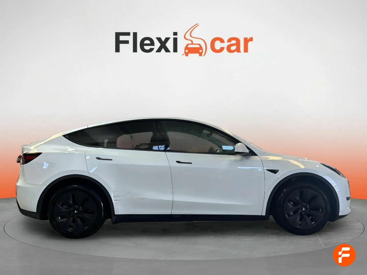 Foto Tesla Model Y 7