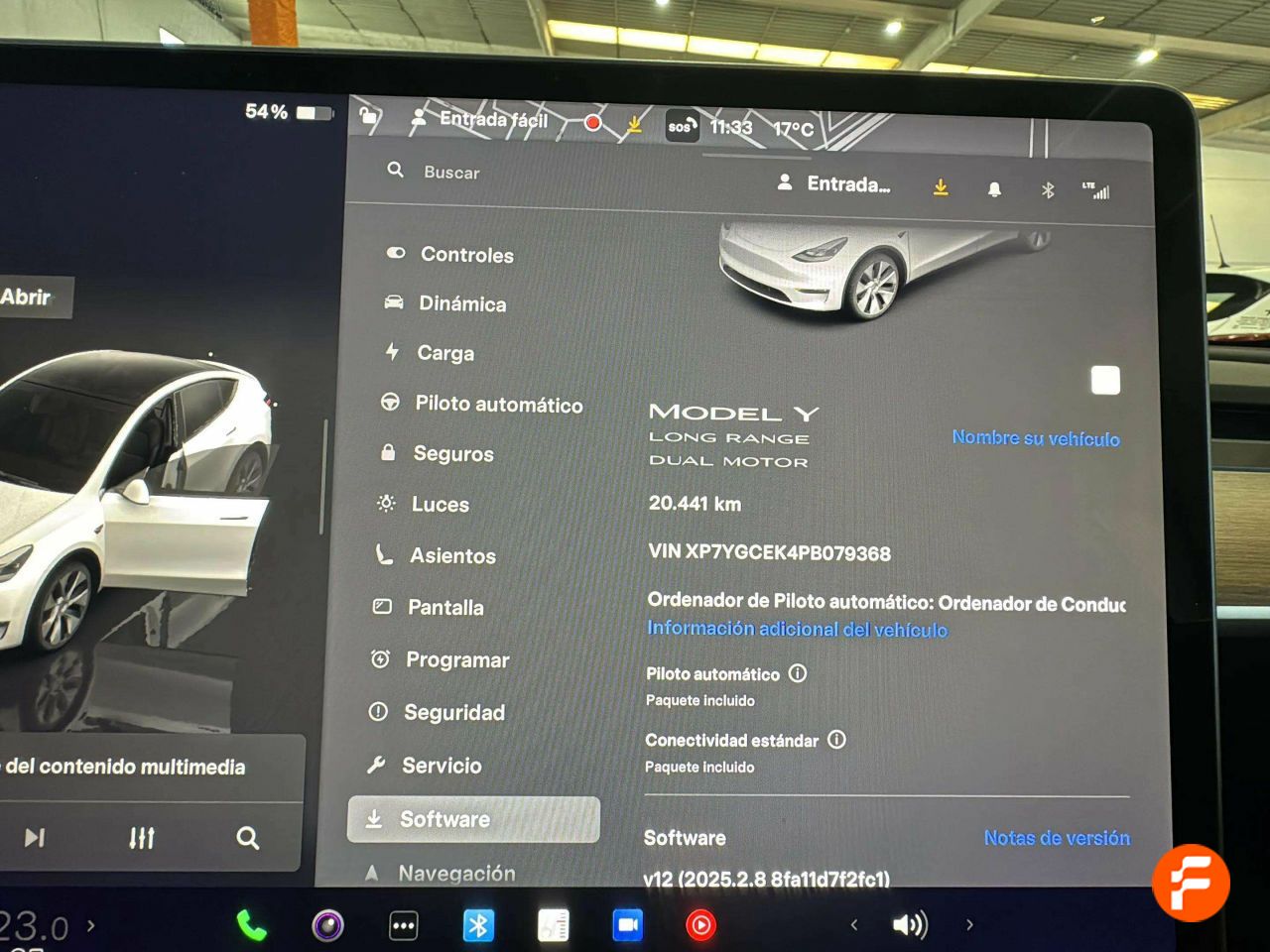Foto Tesla Model Y 15