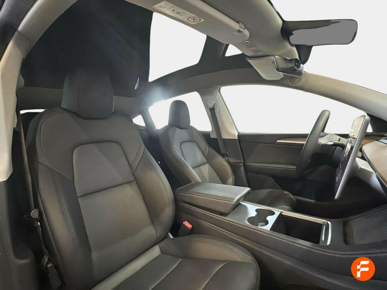 Foto Tesla Model Y 18