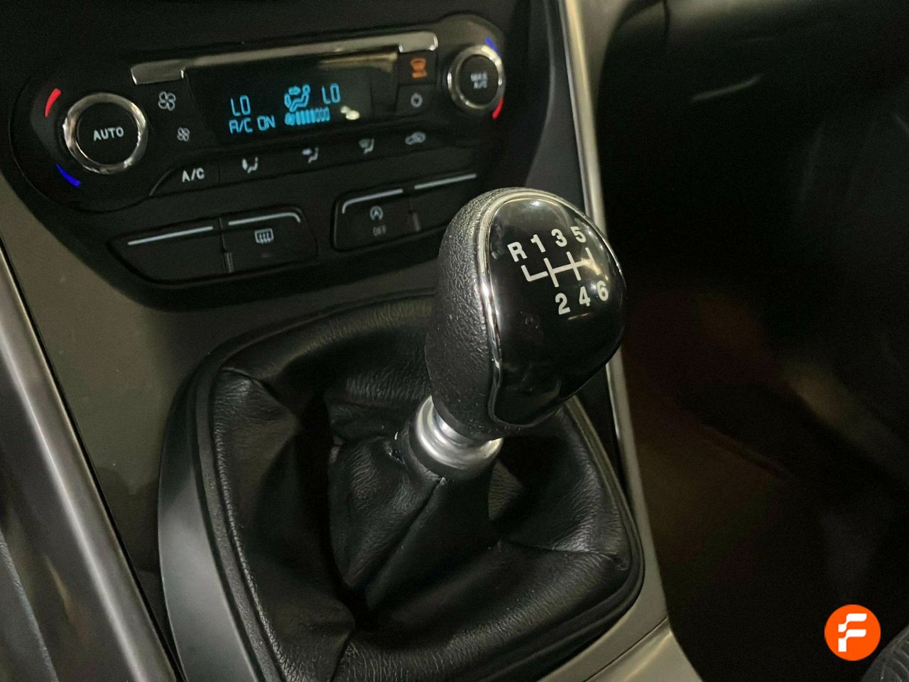 Foto Ford Kuga 18