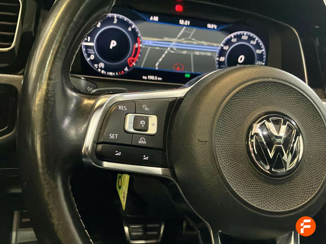 Foto Volkswagen Golf 14