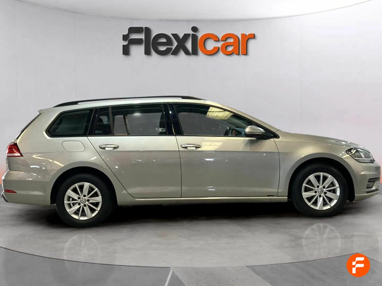 Foto Volkswagen Golf 8