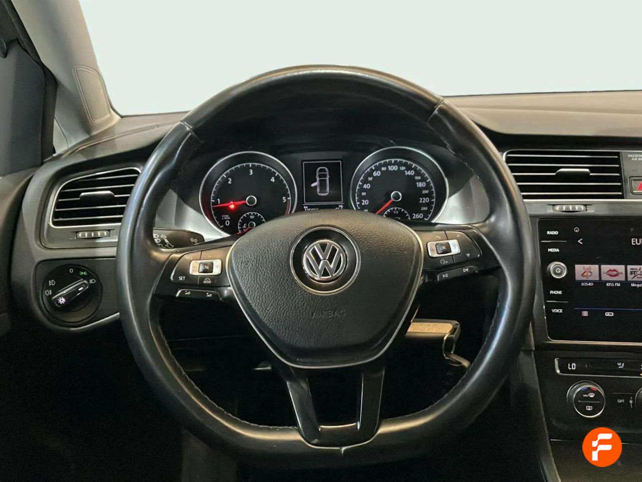 Foto Volkswagen Golf 13