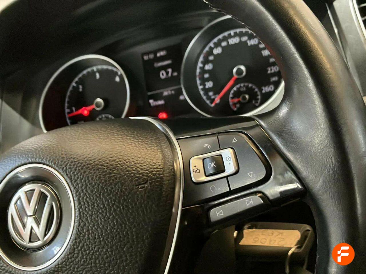 Foto Volkswagen Golf 16