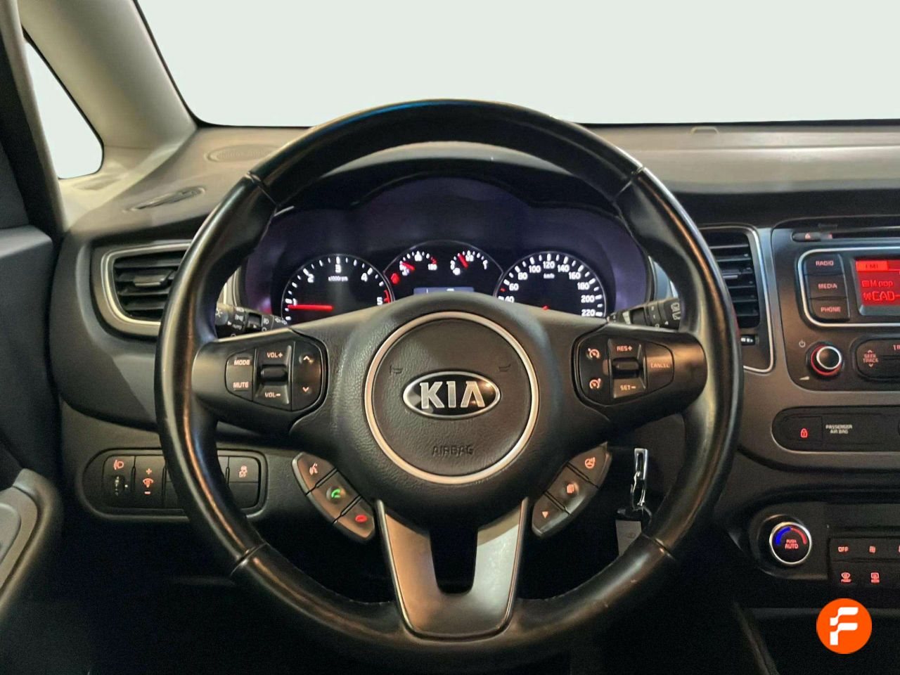 Foto Kia Carens 13