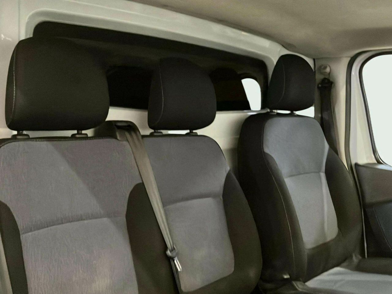 Foto Opel Vivaro 17