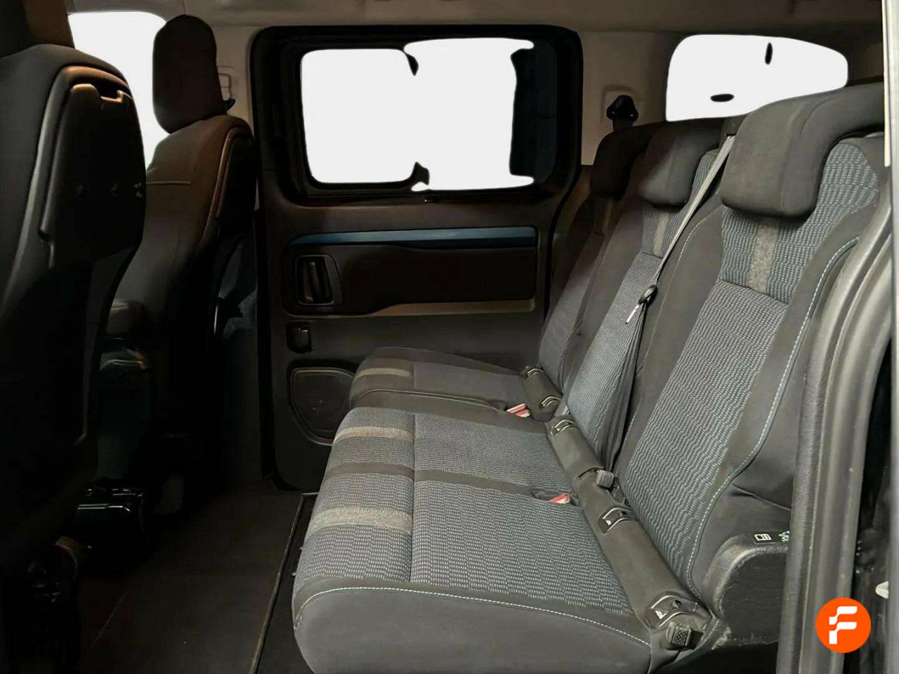 Foto Peugeot Traveller 12