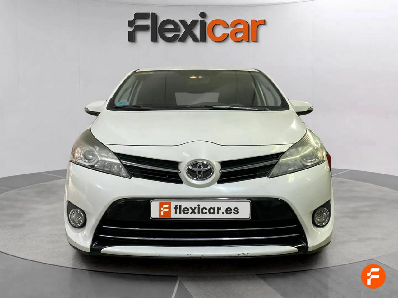 Foto Toyota Corolla Verso 2