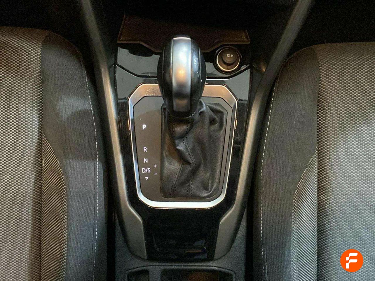 Foto Volkswagen T-Roc 18