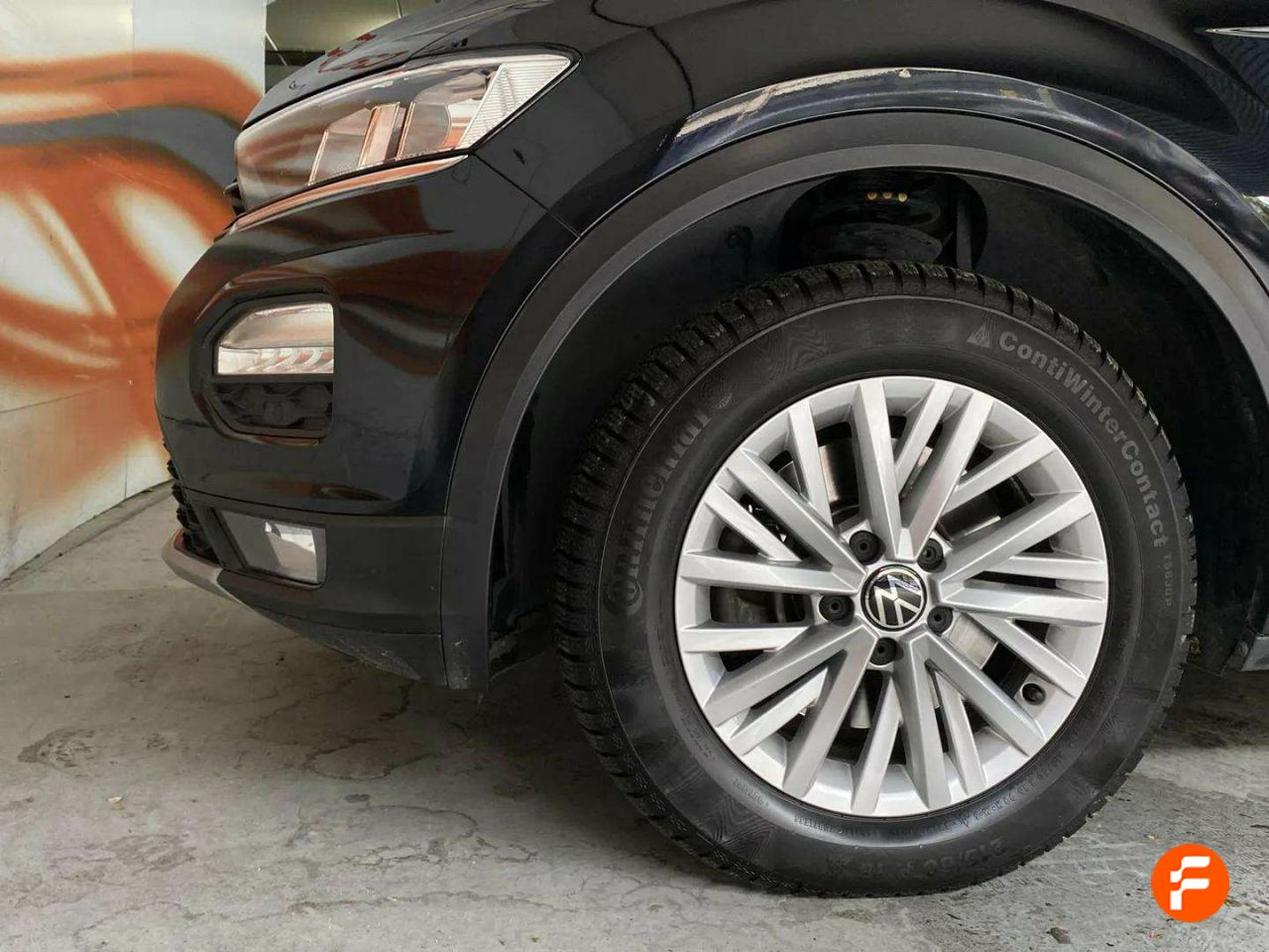 Foto Volkswagen T-Roc 24