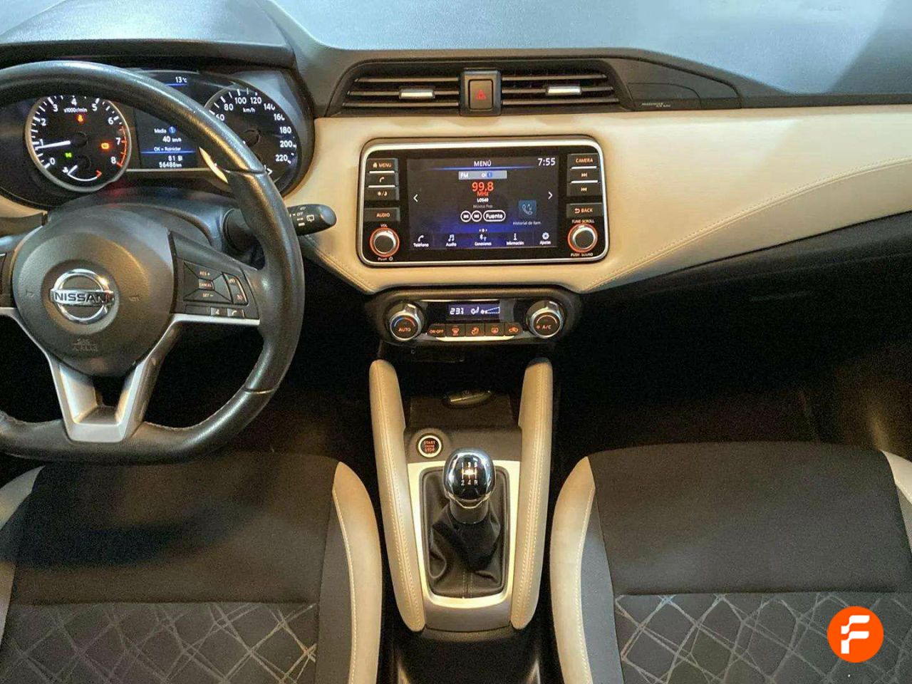 Foto Nissan Micra 15