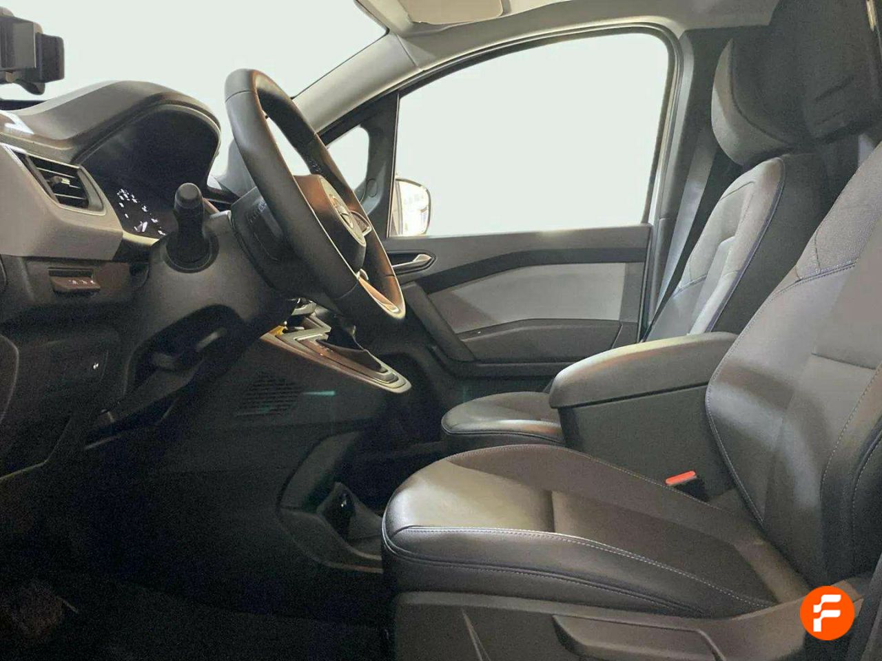 Foto Nissan Townstar 11