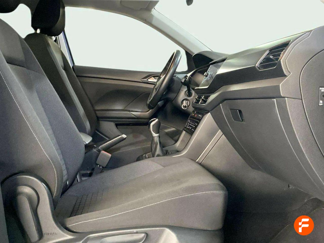 Foto Volkswagen T-Cross 13
