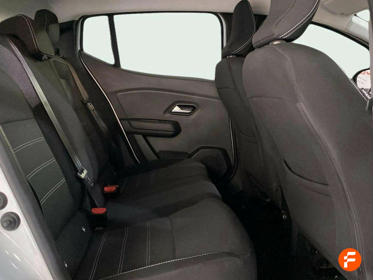 Foto Dacia Sandero 14