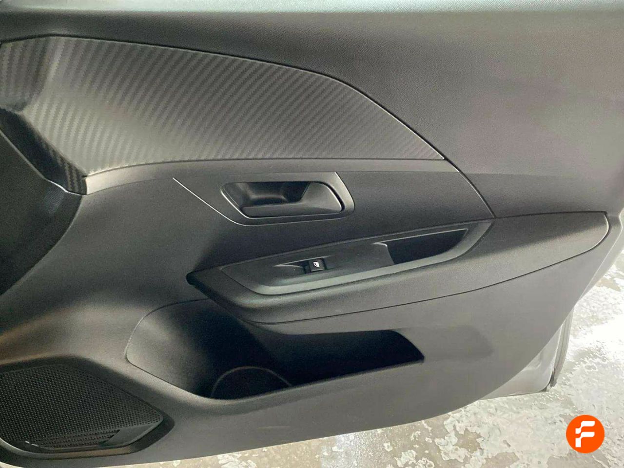 Foto Peugeot 208 22