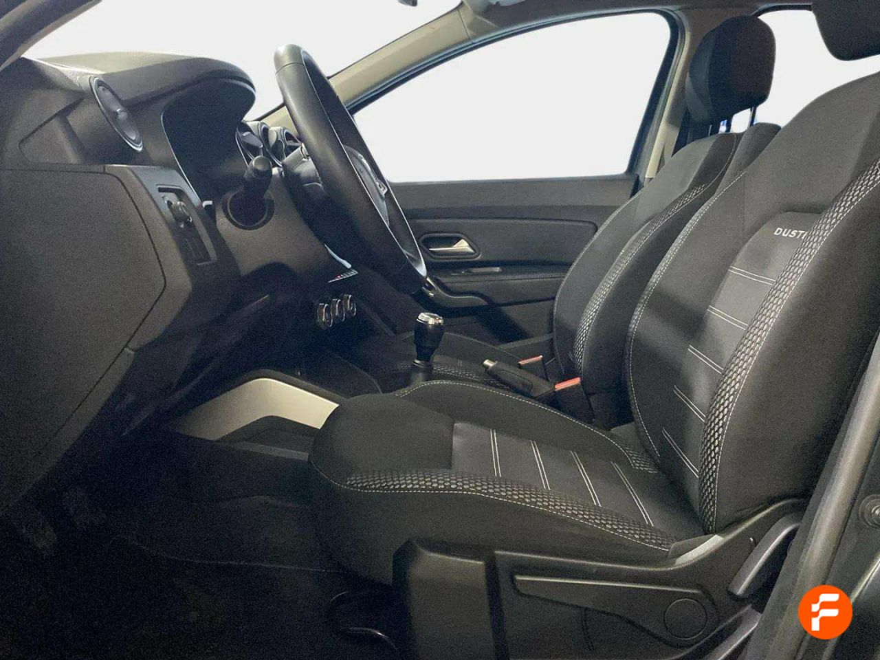 Foto Dacia Duster 11