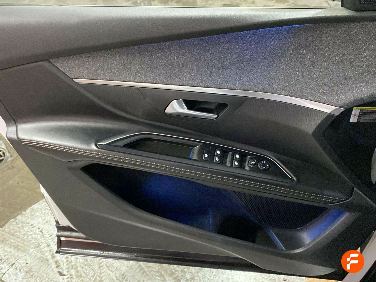 Foto Peugeot 5008 21