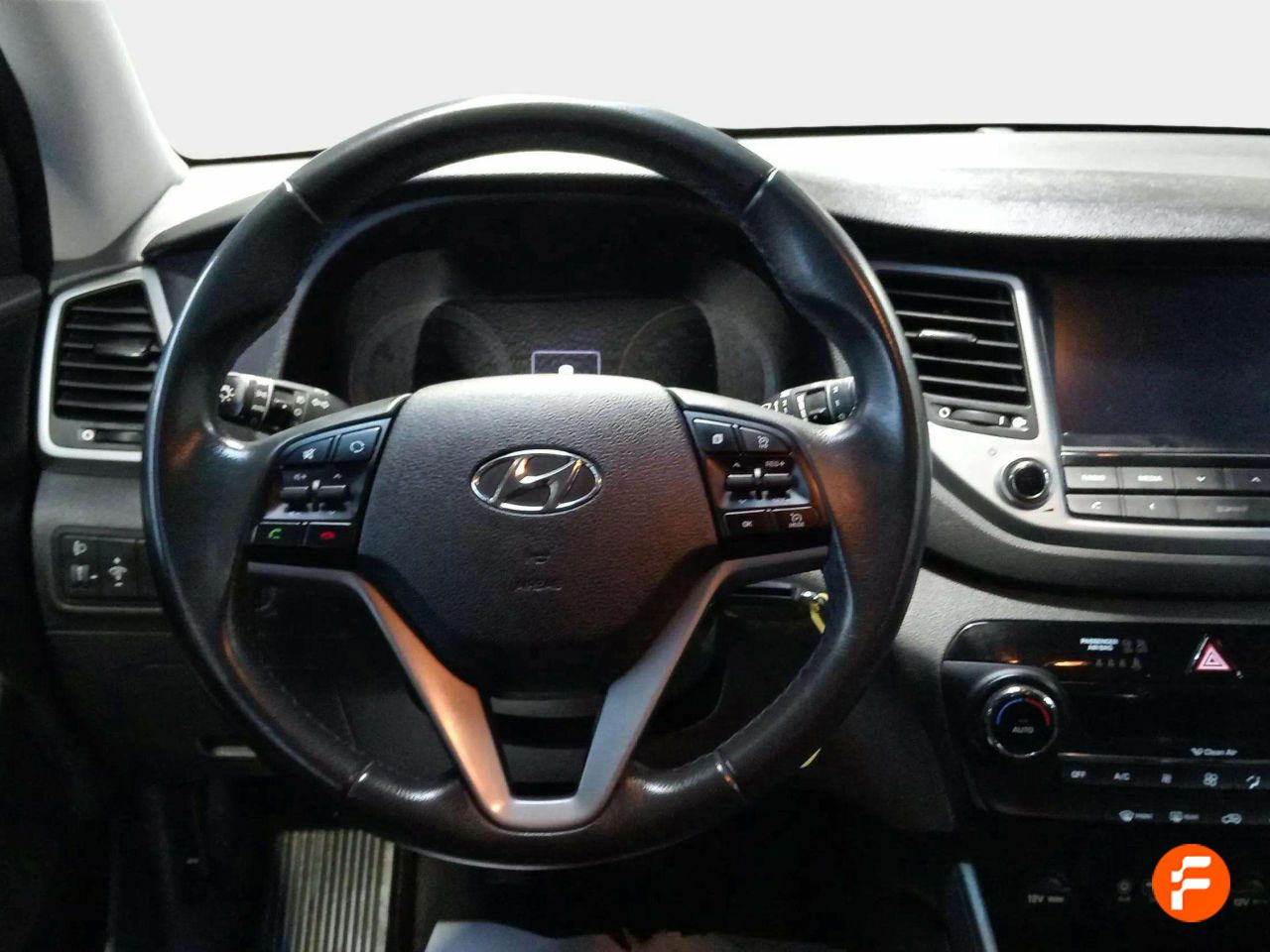 Foto Hyundai Tucson 12