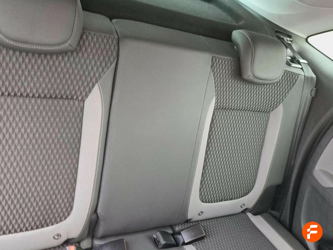 Foto Opel Crossland X 15