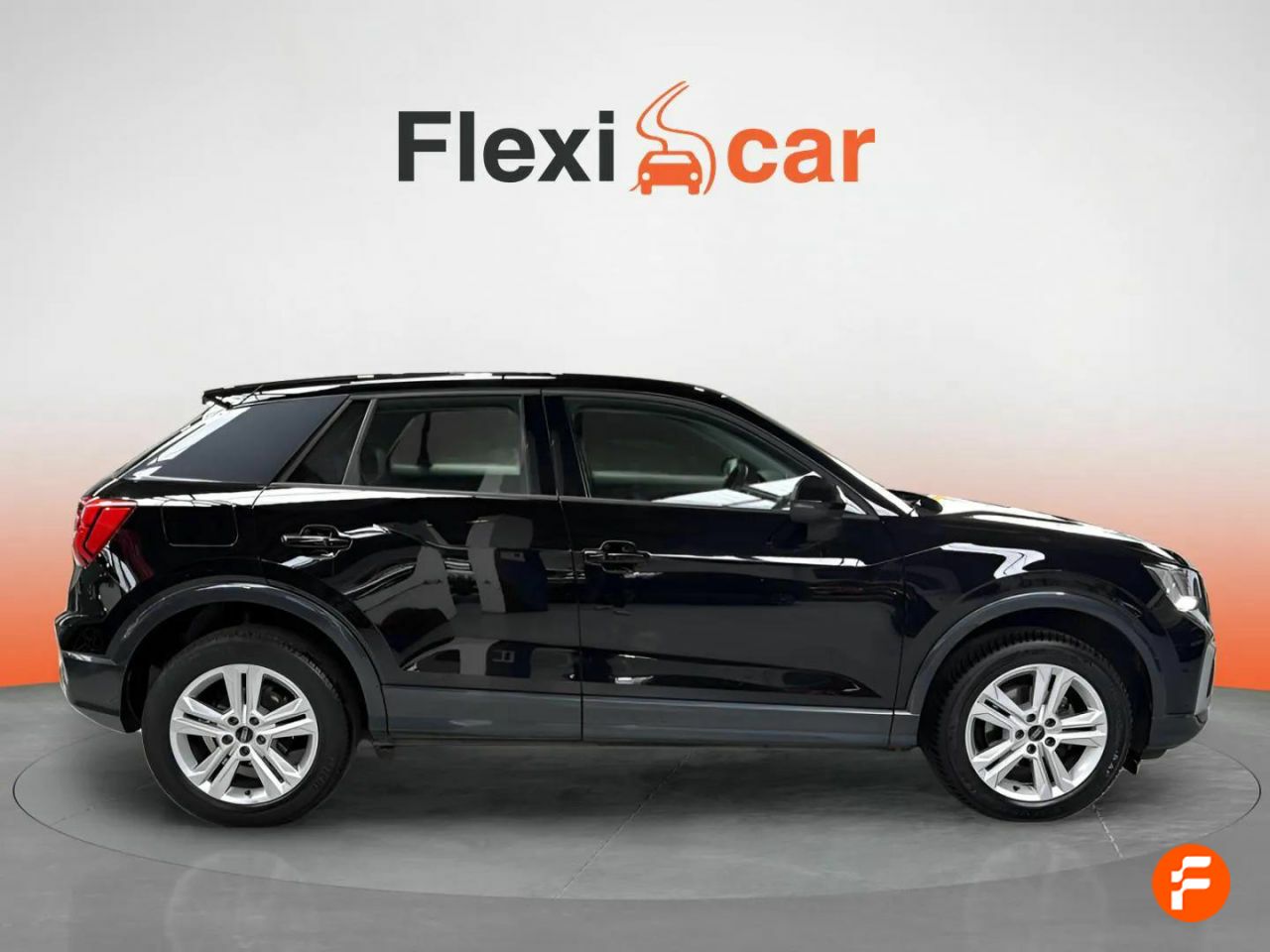 Foto Audi Q2 8