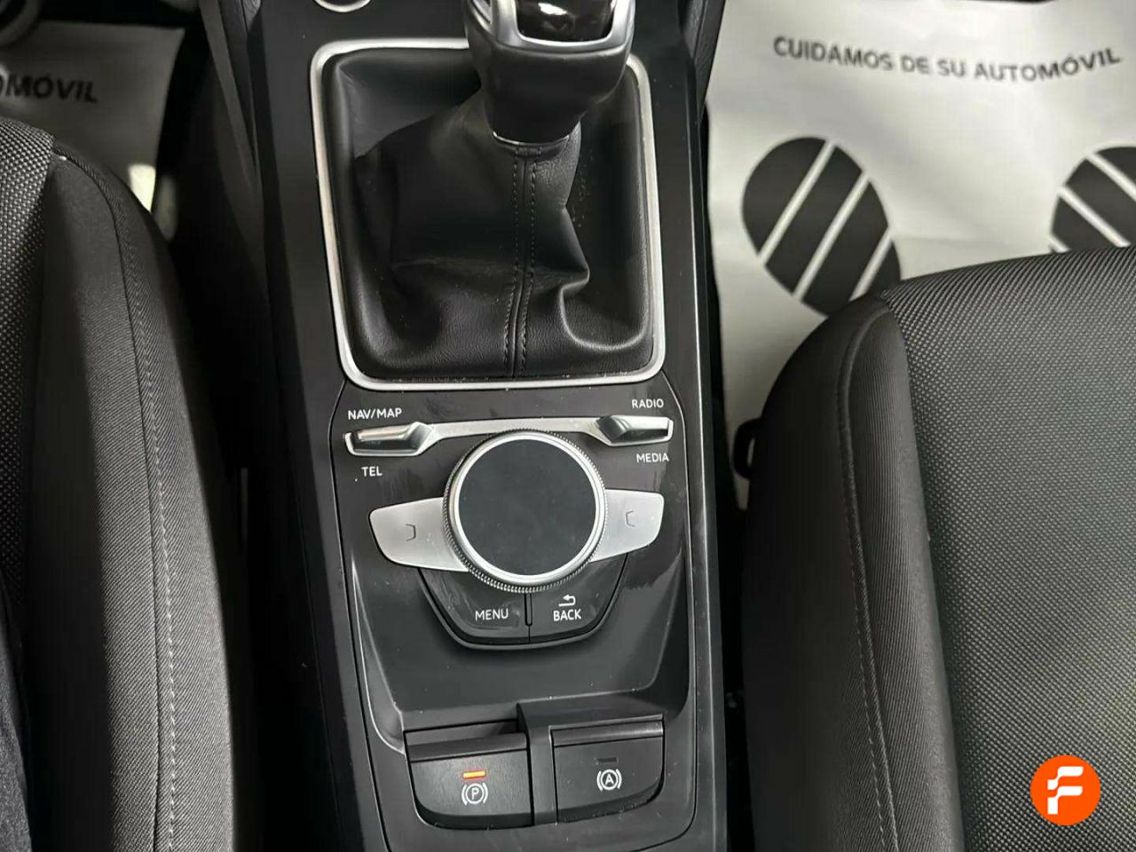 Foto Audi Q2 26
