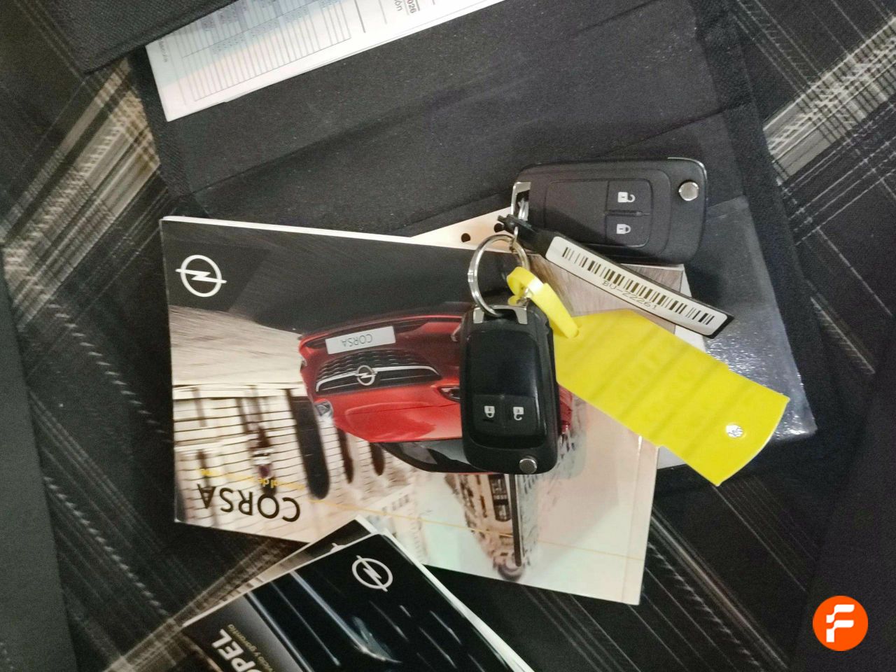 Foto Opel Corsa 19
