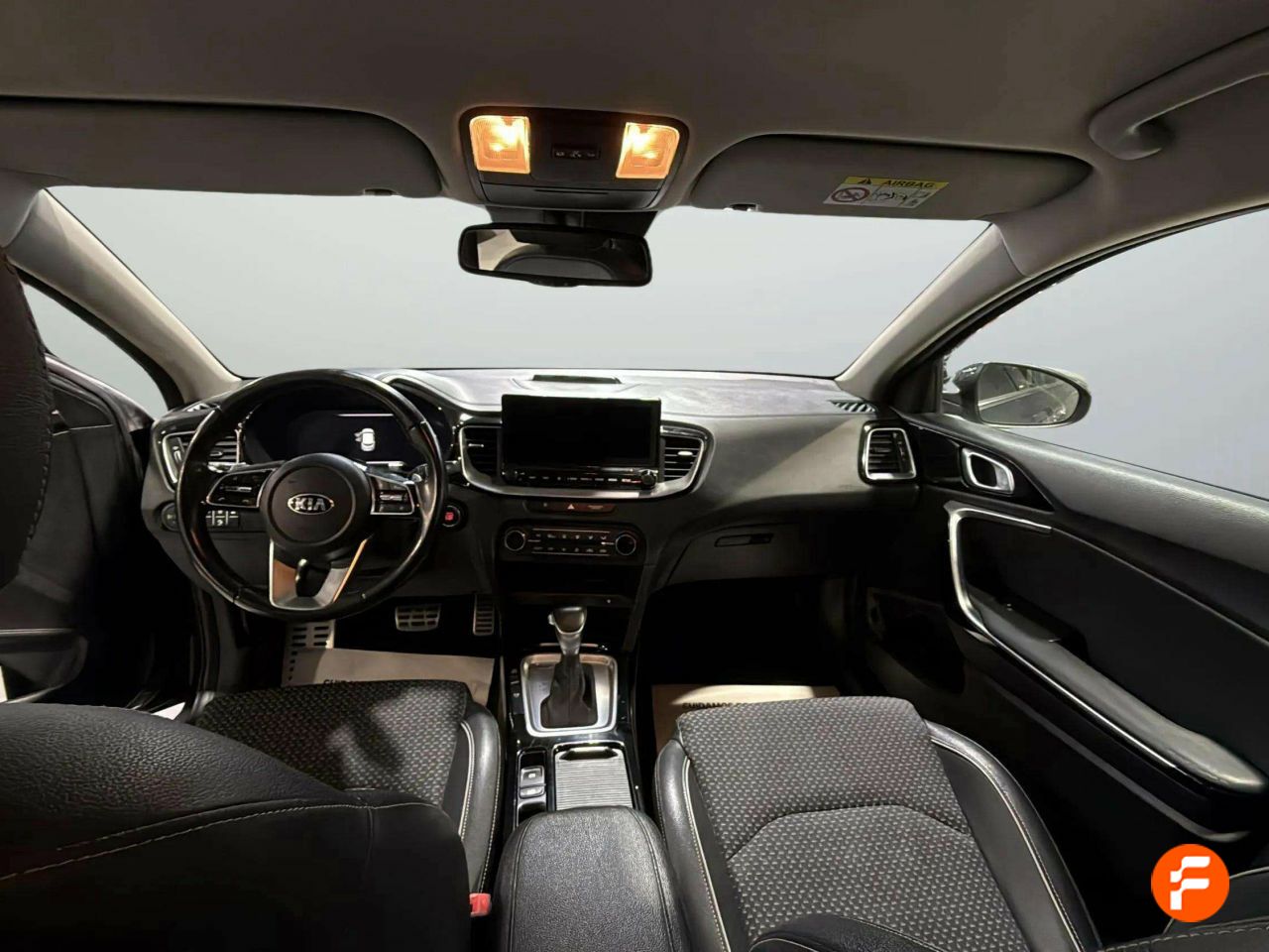 Foto Kia XCeed 11